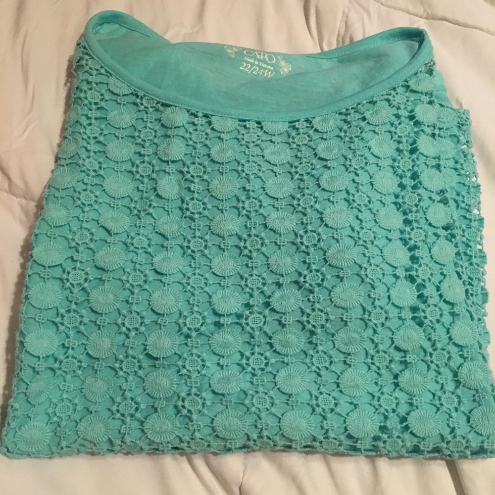 Mint green tee